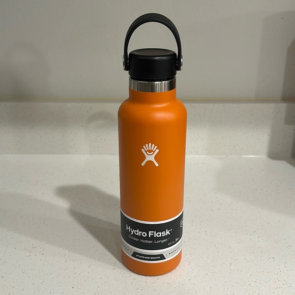 21 oz Standard Mouth Hydro Flask Orange - Picture 1 of 7